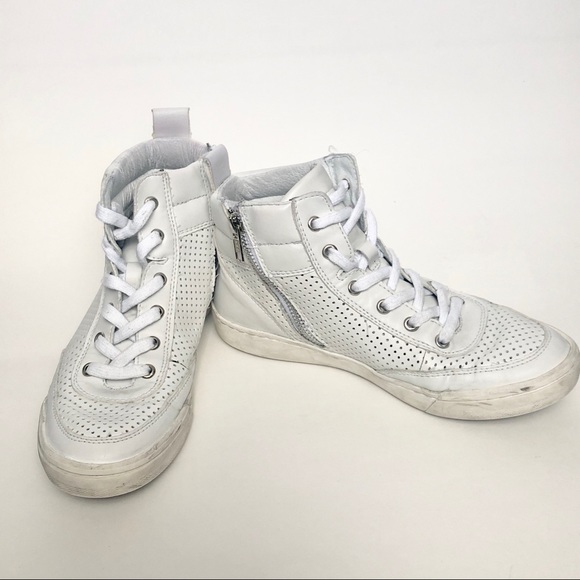 Steve Madden Mikeyy hightop sneakers - Picture 1 of 5
